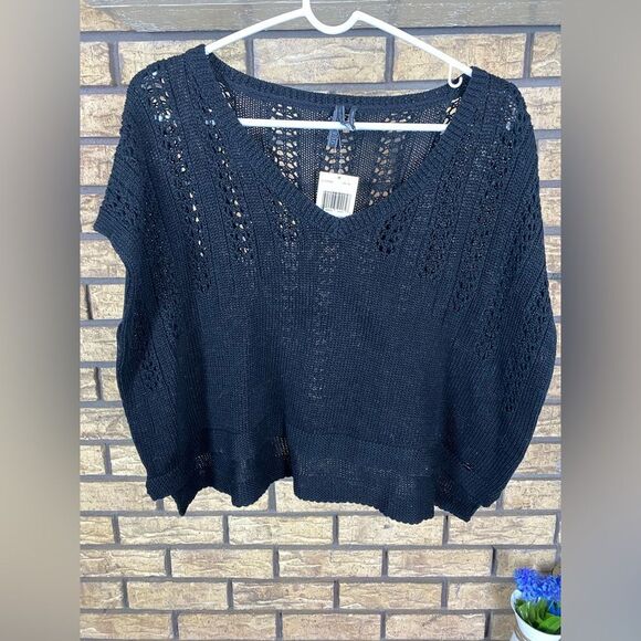 Nwt guess top - Picture 1 of 6